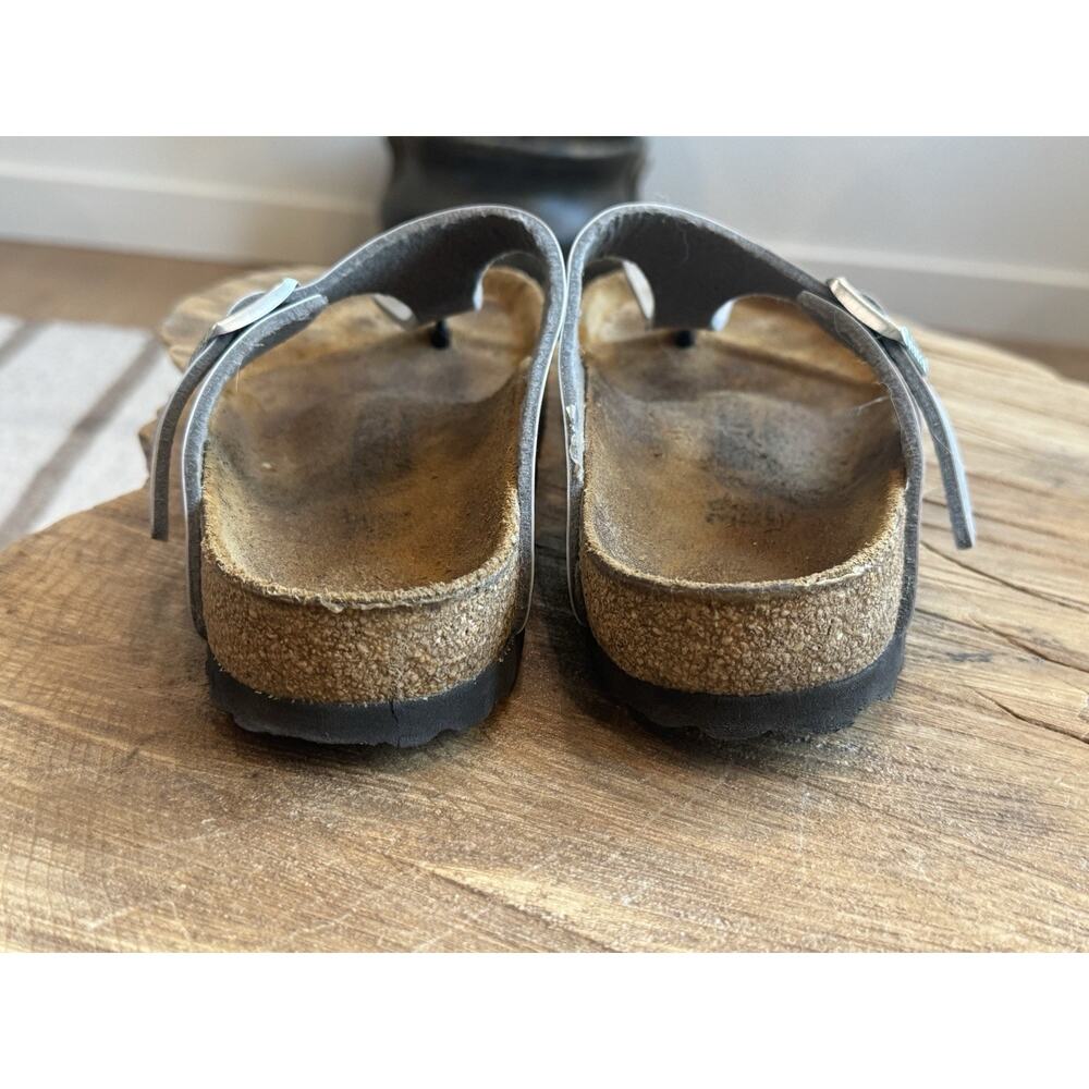 Birkenstock Gizeh Silver Thong Sandals 39 Women’s 8 Regular Leather Metallic - Picture 4 of 8